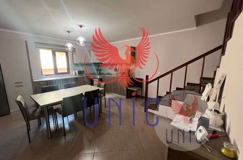 Casa, 4 camere, S+P+1E+M - Poză 3