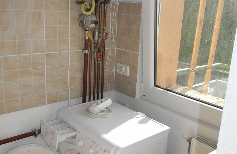 Garsoniera FAGET ,bloc de apartamente! - Poză 8