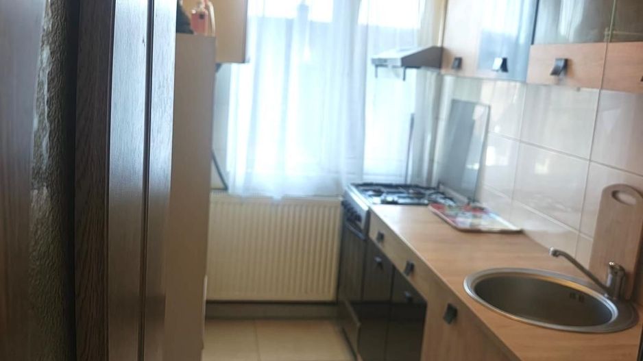 Apartament mobilat si utilat modern - Poză 4