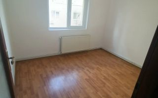 Oportunitate- Apartament cu 2 camere - etaj 2 - Bogdanestilor - Poză 2