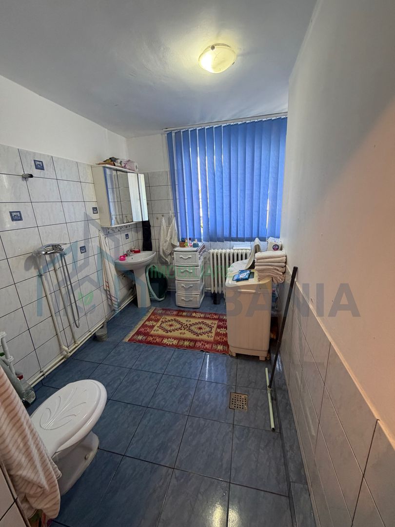 Camera de camin 20 mp cu baie, bucatarie, boxa si loc de parcare - Tatarasi, Iasi - Poză 5