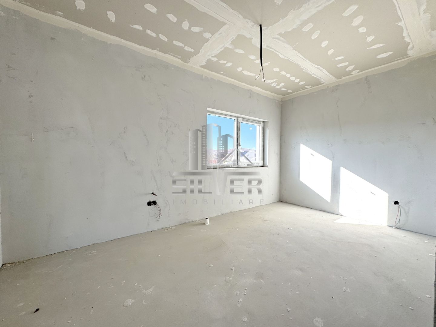 Case  tip duplex in zona centrala Gilau. - Poză 15