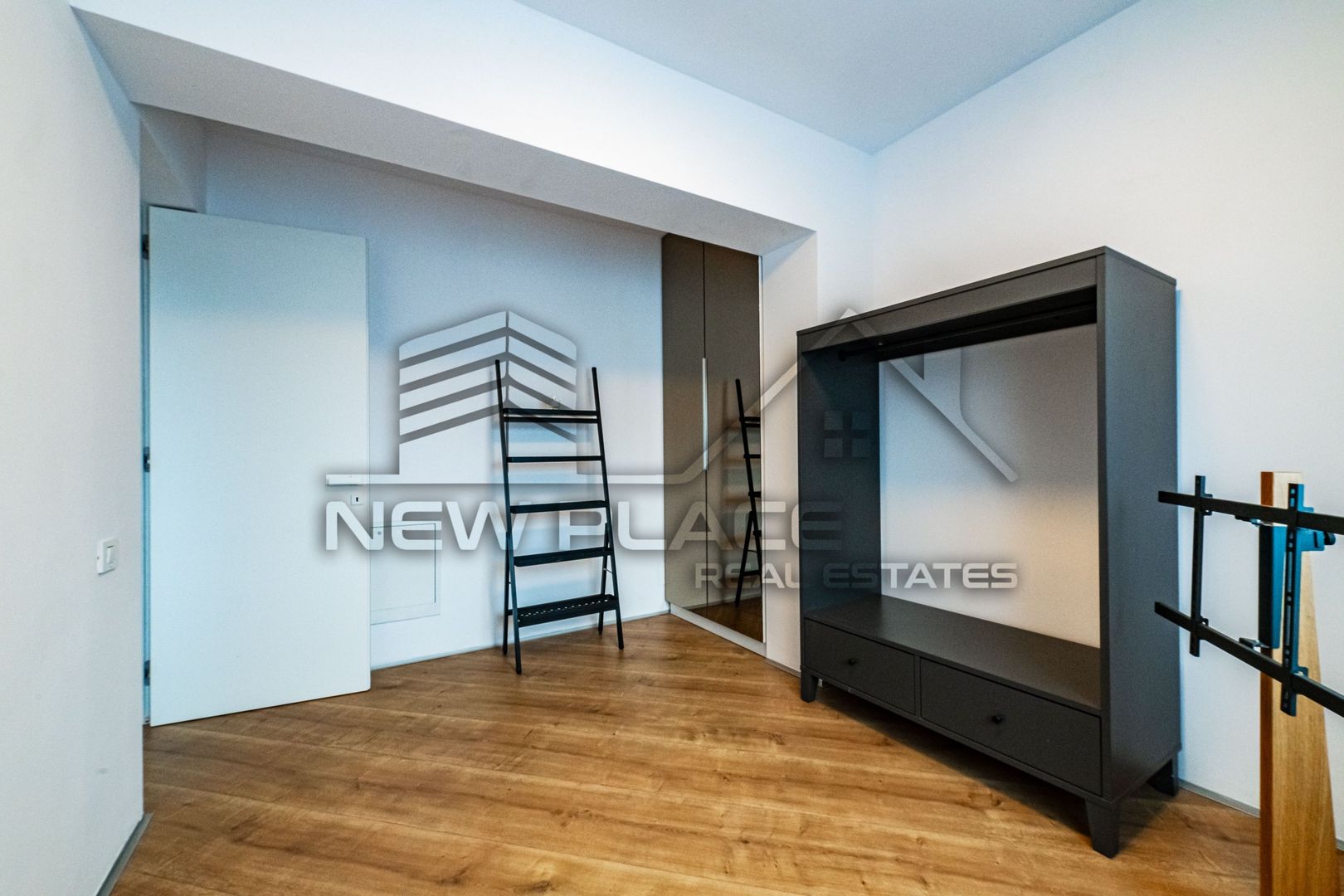 [VIDEO] 4City North | Apartament exclusivist | Vedere curtea interioara | Lux - Poză 15