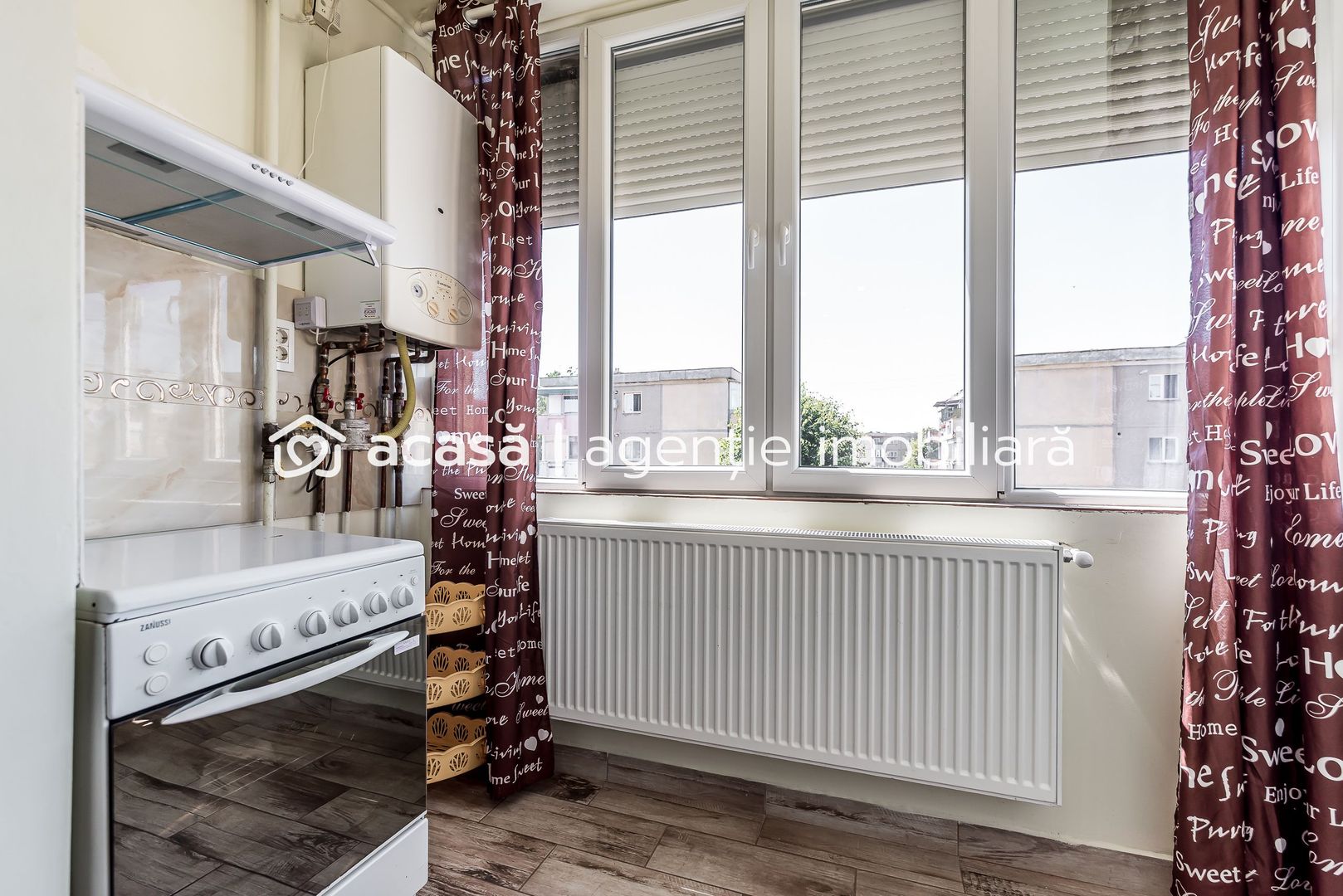 Ap 2 camere decomandat, renovat, 2 balcoane. Cartier Alfa Arad - Poză 12