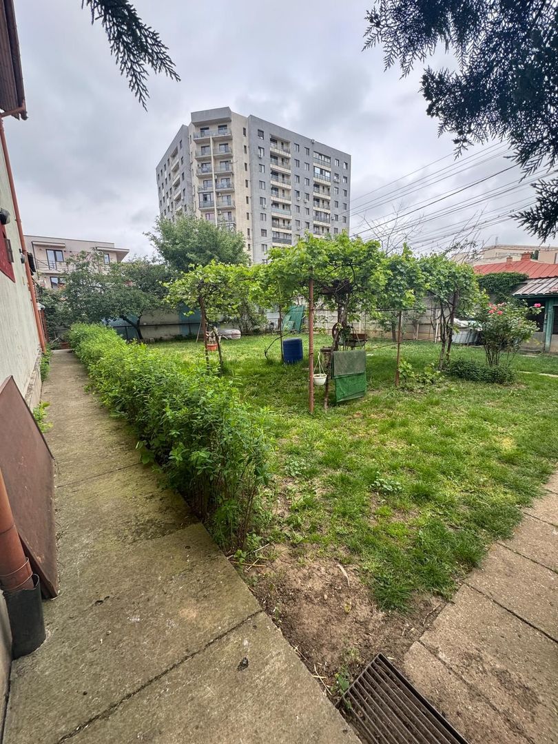 Casa de închiriat 7 camere Sector 4, ideal pentru clinica, gradinita - Poză 14