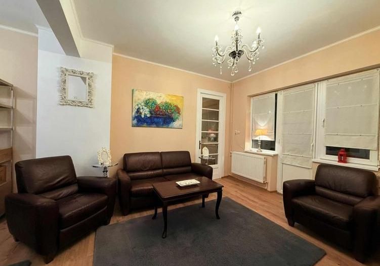 Apartament interbelic renovat, etaj 1, centrală, lângă Metrou Basarab - Poză 9