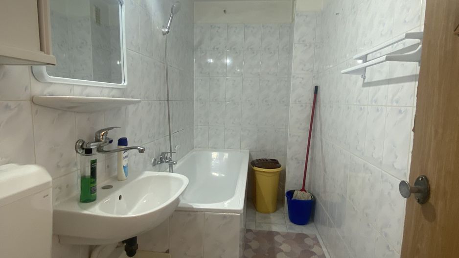 Apartament calduros, 2 camere, zona Sebastian - Poză 16