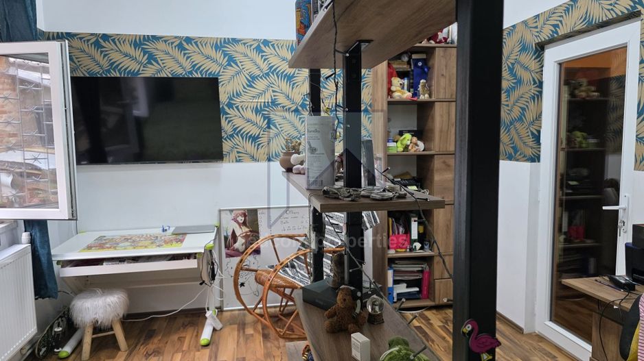Vanzare apartament 4 camere - Sebastian - Vulcan - Poză 11
