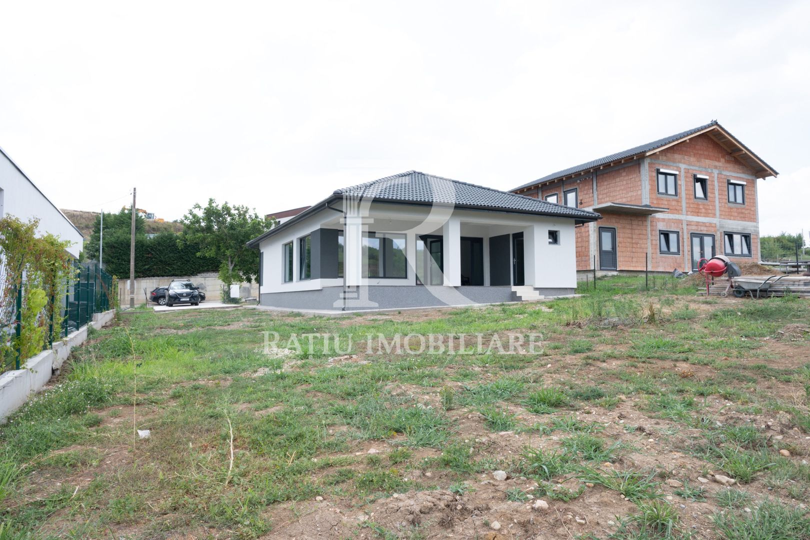 Casă modernă de vânzare | 3 dormitoare | Teren 750 mp | Oradea - Poză 5