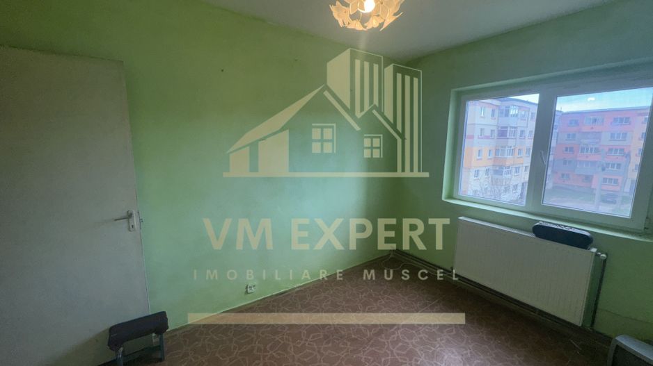 APARTAMENT 3 CAMERE ETAJ 2 GRUI  CAMPULUNG - Poză 5