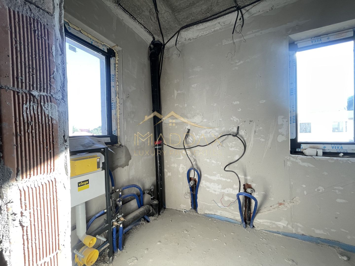 Vila cu 5 camere *200mp* utili // curte 425mp // Corbeanca - Poză 25