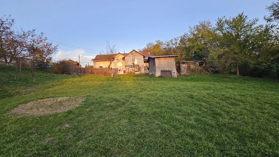 Casa 127mp mobilata/utilata+ anexa+garaj+beci+teren intravilan 1233 mp - Poză 17