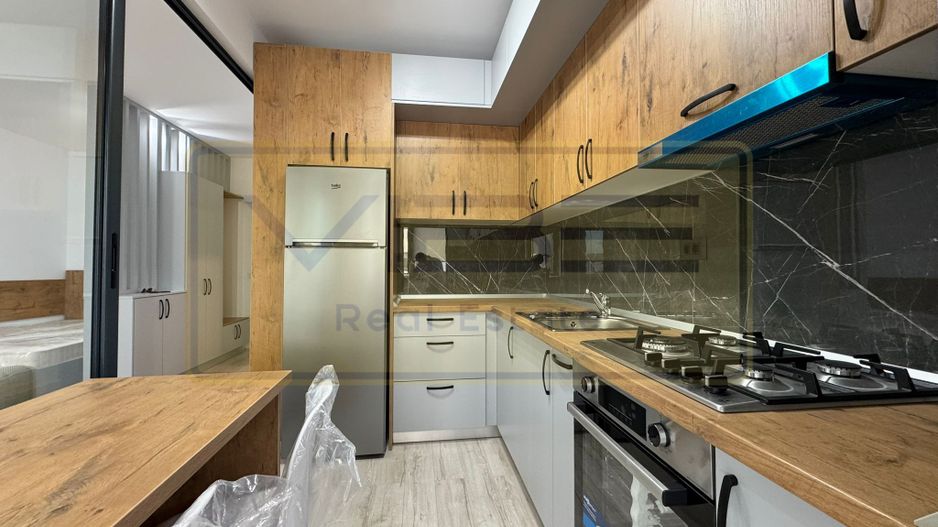 Apartament premium STUDIO Comat Towers - Poză 2