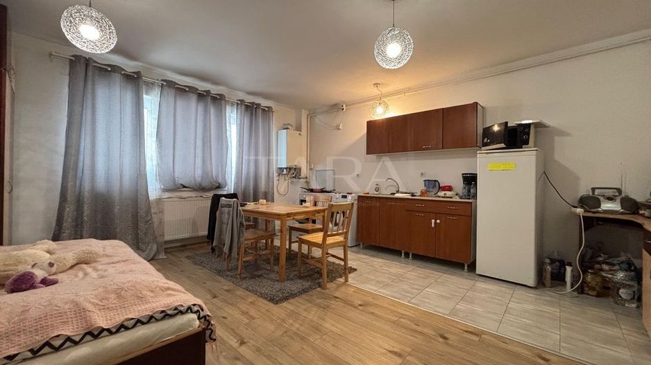 Apartament 1 cameră, parcare - Iris - Poză 3