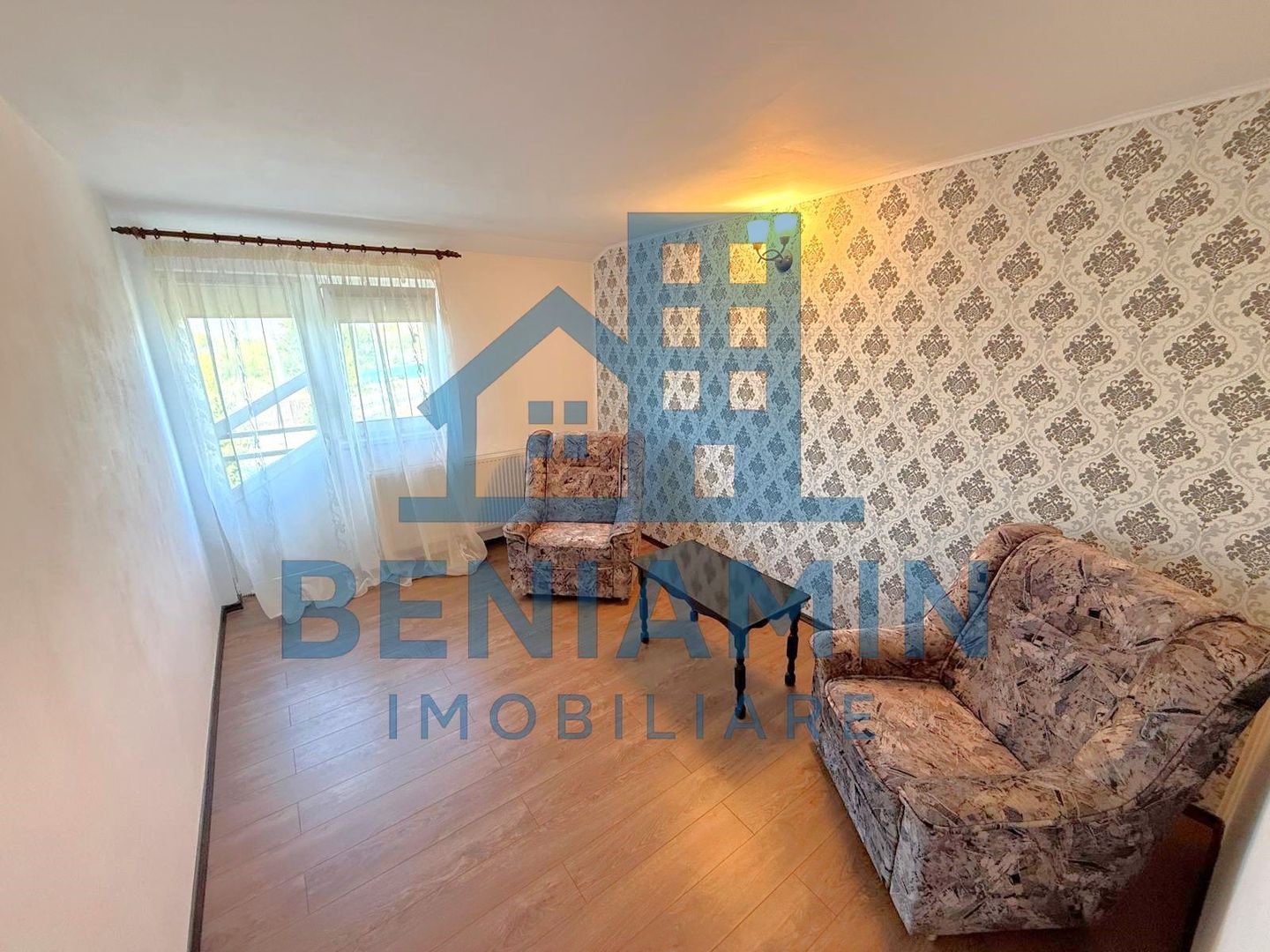 Casa P+1 - 703mp teren - 176mp casa - panouri solare - Consul - Poză 8