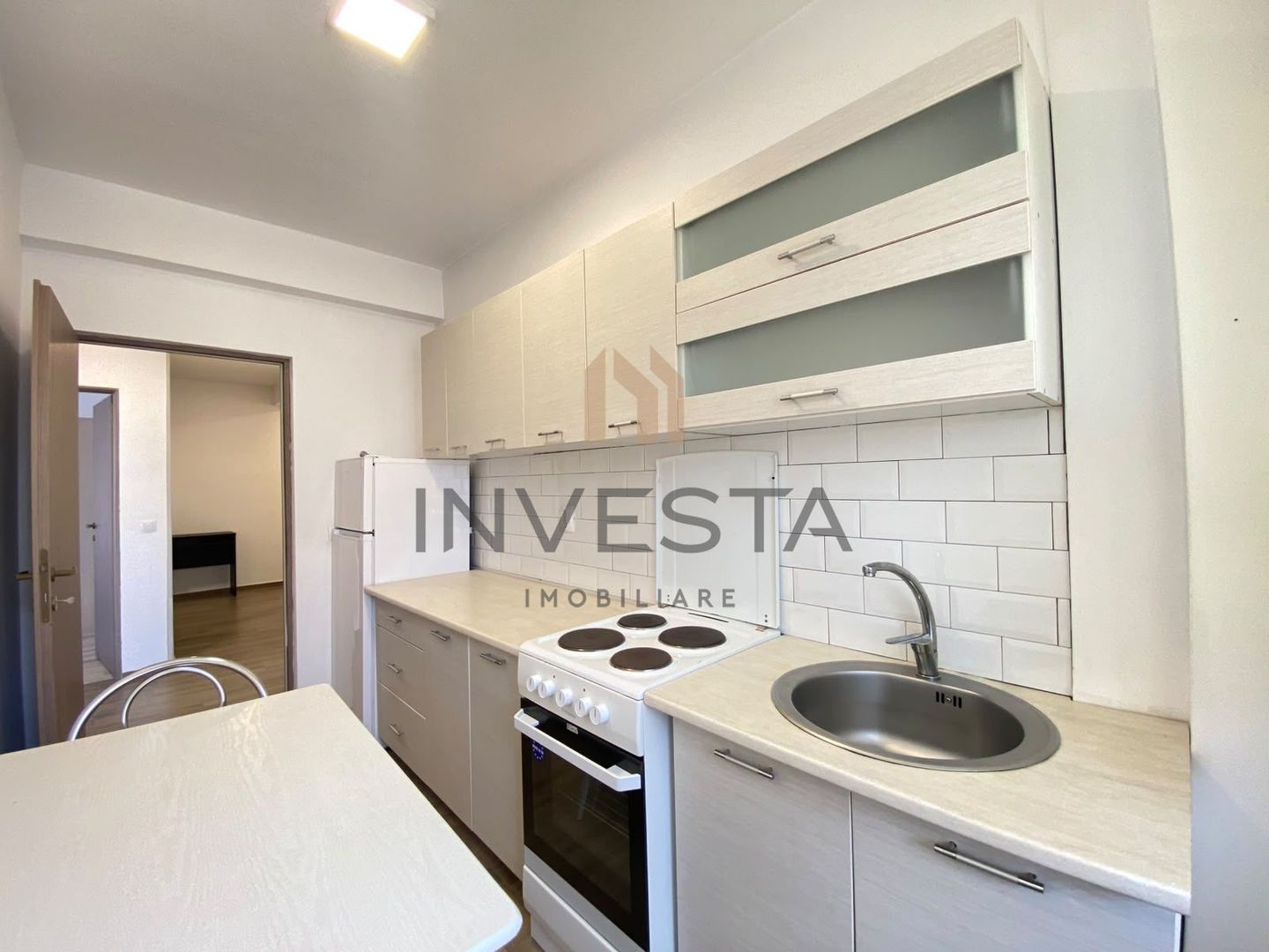 Apartament cu 2 camere si parcare de inchiriat, zona Buna Ziua - Poză 4