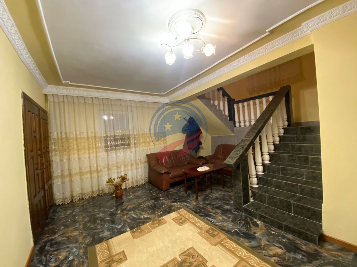 VILA GENEROASA CU TEREN 720 METRI IN APROPIEREA  ELECTROPUTERE MALL - Poză 8