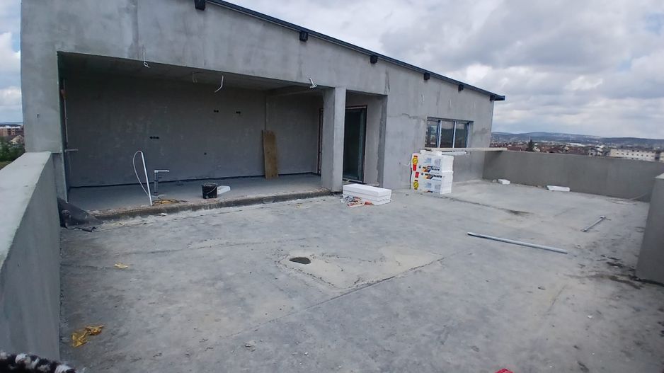 Penthouse pe malul lacului, cu terasă panoramică 90 mp - Poză 7
