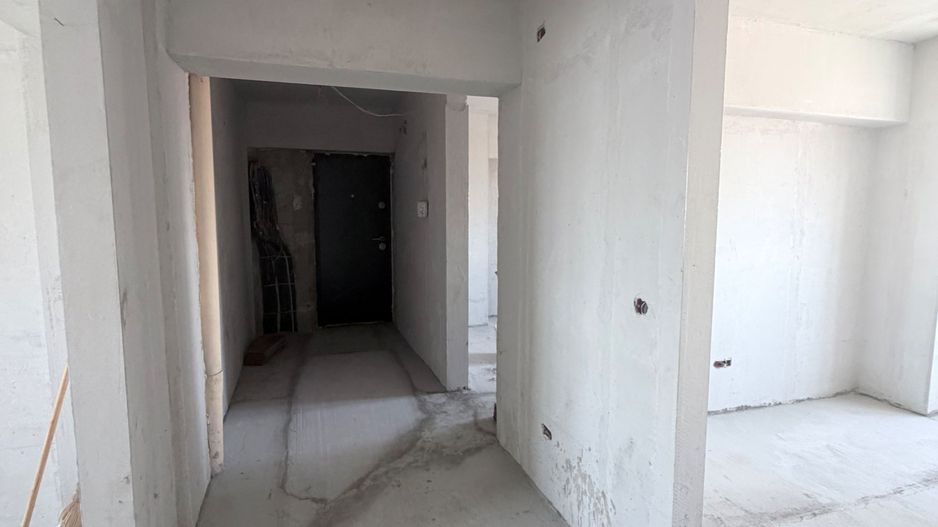APARTAMENT SPATIOS CU VEDERE PE 2 PARTI - Poză 12
