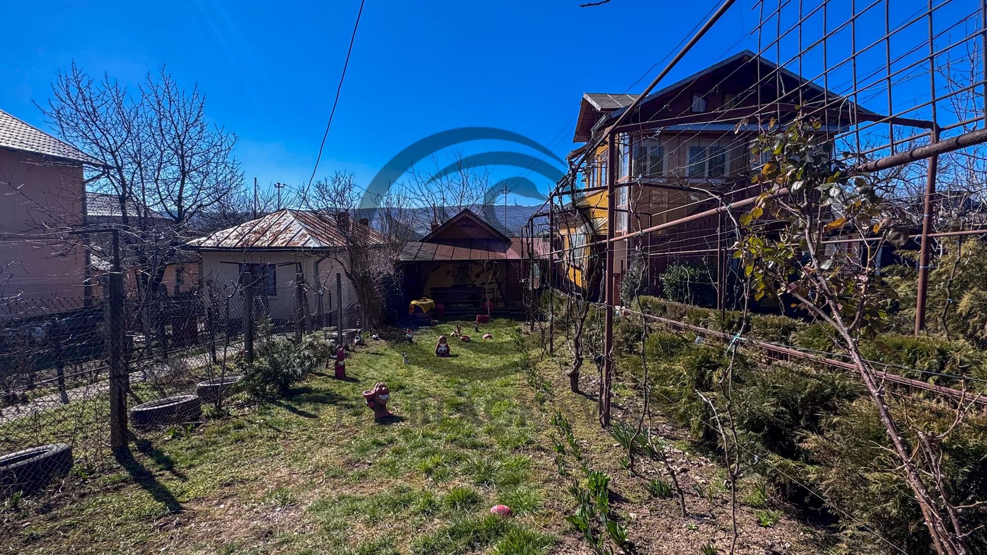 Casa cu 5 camere de vanzare  | Urlati, Prahova | Comision 0% - Poză 2