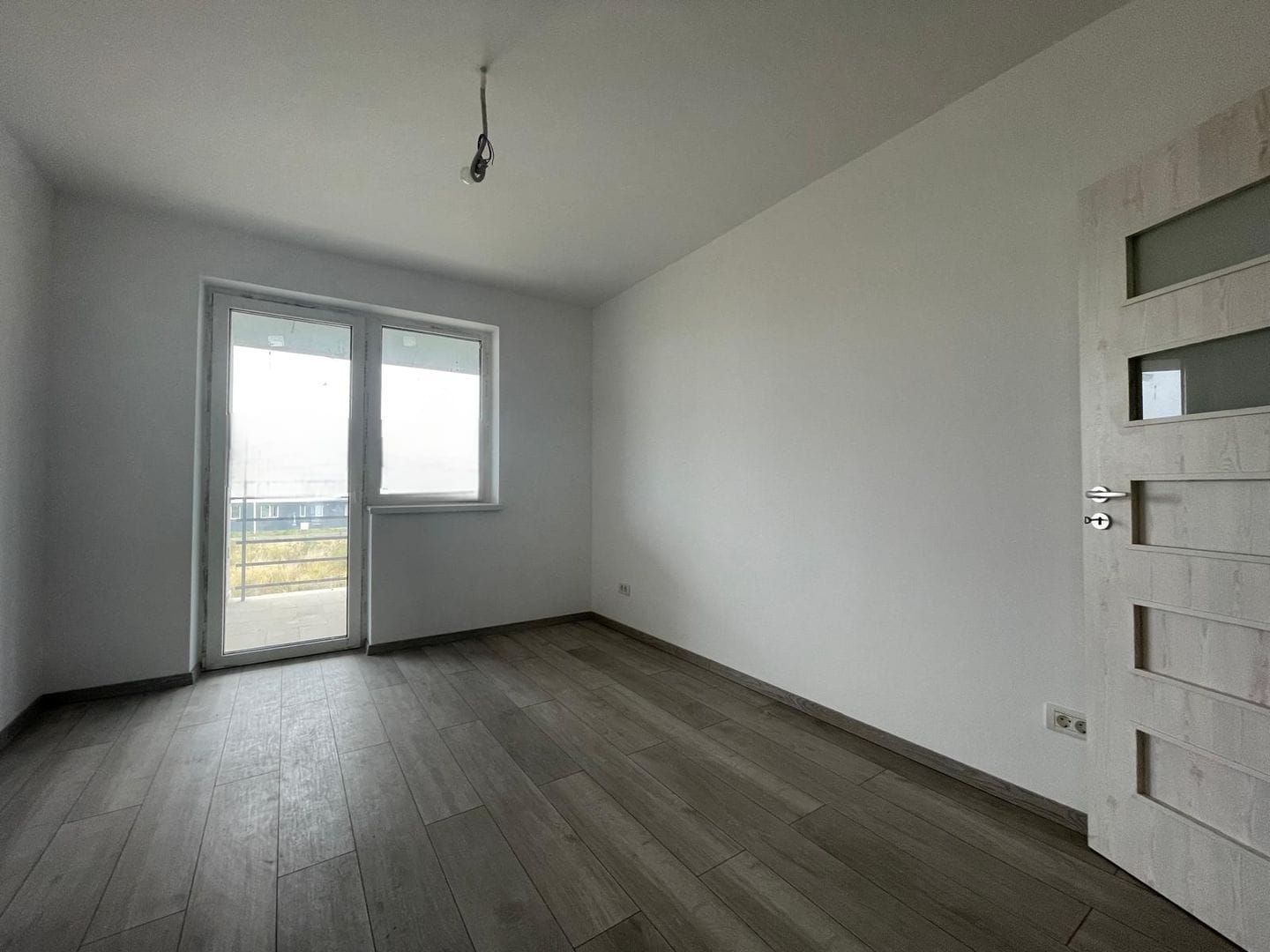 Duplex in  4 camere si 3 bai la cheie - Calea Urseni - Poză 5