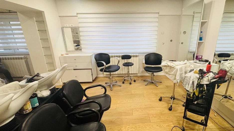 Spațiu Comercial 54 mp – Salon Amenajat | Suceava | 105 000 € - Poză 2