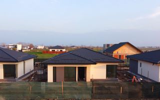 Casa 3 camere in comuna Berceni - Poză 3