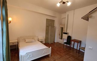 Garsoniera cu terasa proprie in vila interbelica | 20 mp + 16 mp terasa | Centru - Poză 5