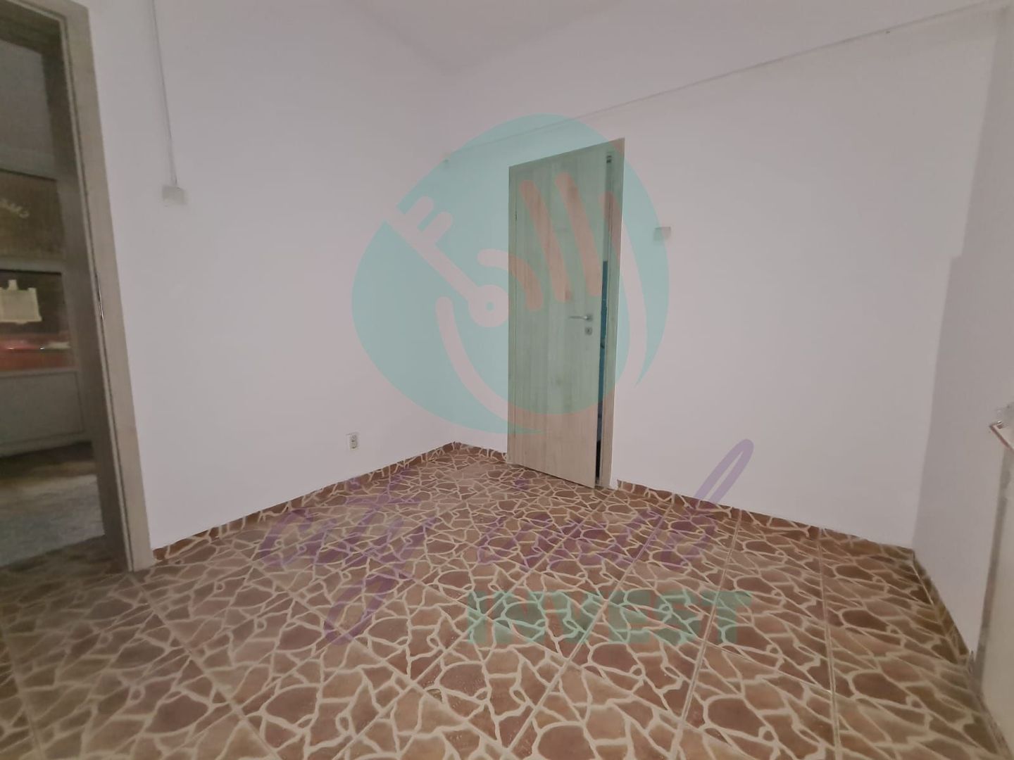 Spatiu comercial STRADAL-42 Mp + 17 Mp demisol - Poză 1