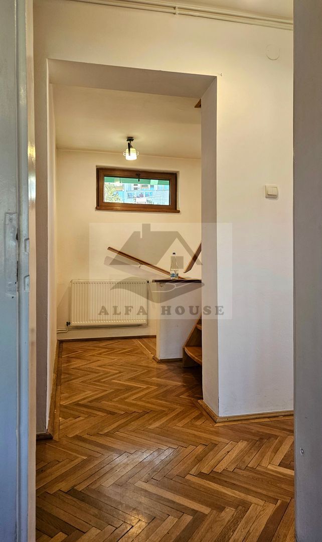 Casa deosebita cu 6 camere in  Centrul Brasovului - 210 mp - Poză 12