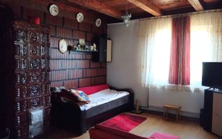 Casa 60 mp+terasa 30 mp-teren 700 mp-garaj-panouri solare-Livezile - Poză 2