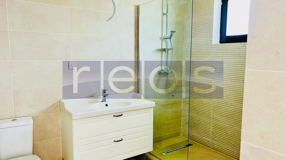 VILA DE VANZARE CORBEANCA 450 MP 6 CAMERE - Poză 9