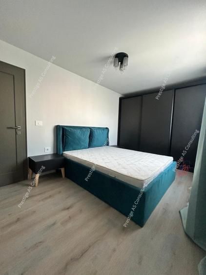 Inchiriez apartament cu 3 camere in complexul studentesc - Poză 1