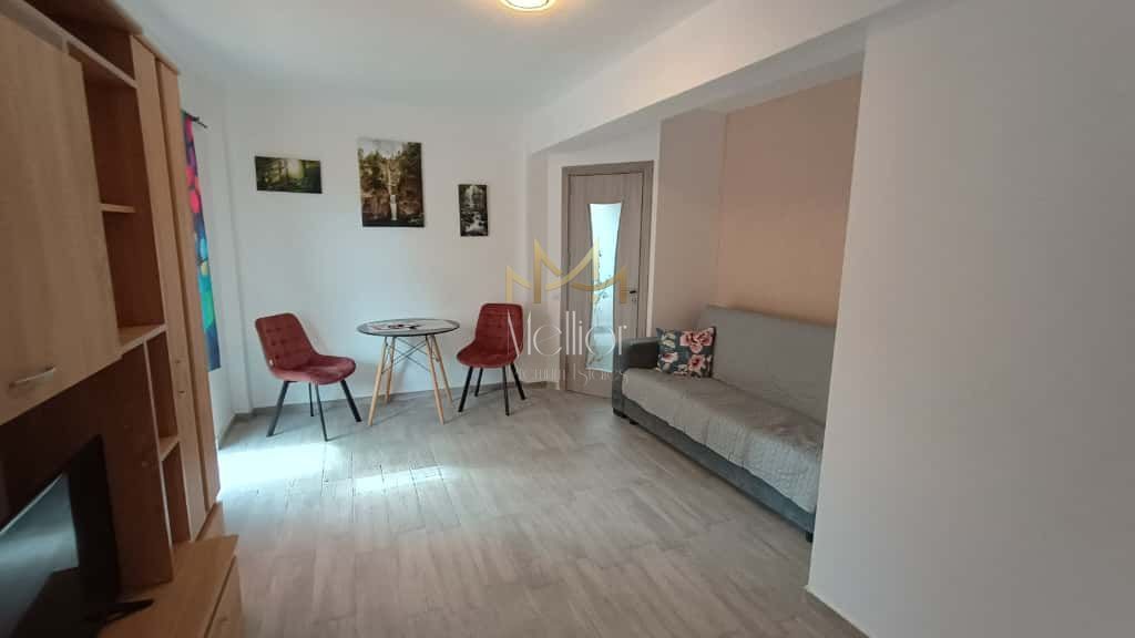 Apartament semidecomandat - 2 camere, 2 bai - Borhanci - Poză 1