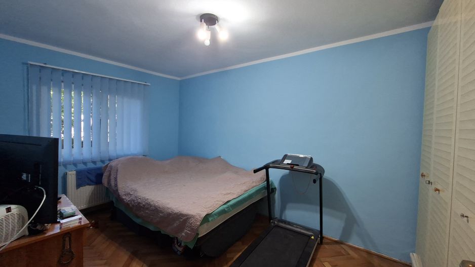 Apartament cu 3 camere -spatios si decomandat -  Zona Bucovina - Poză 4