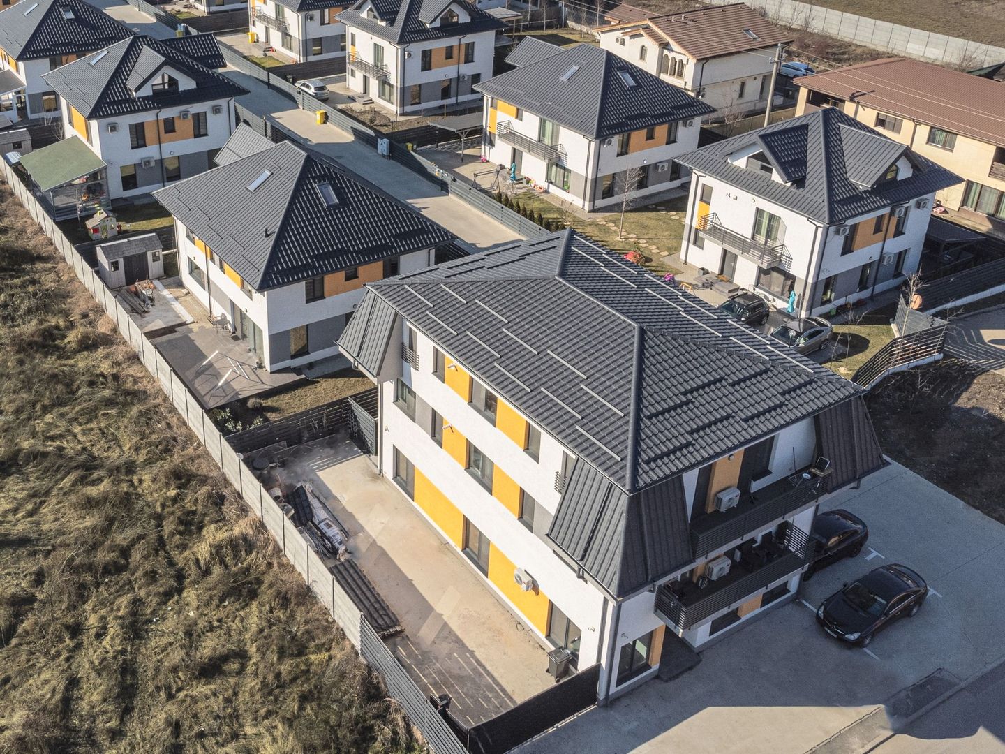 2 Camere + 2 Locuri de Parcare, Otopeni central, 400m DN - Poză 15