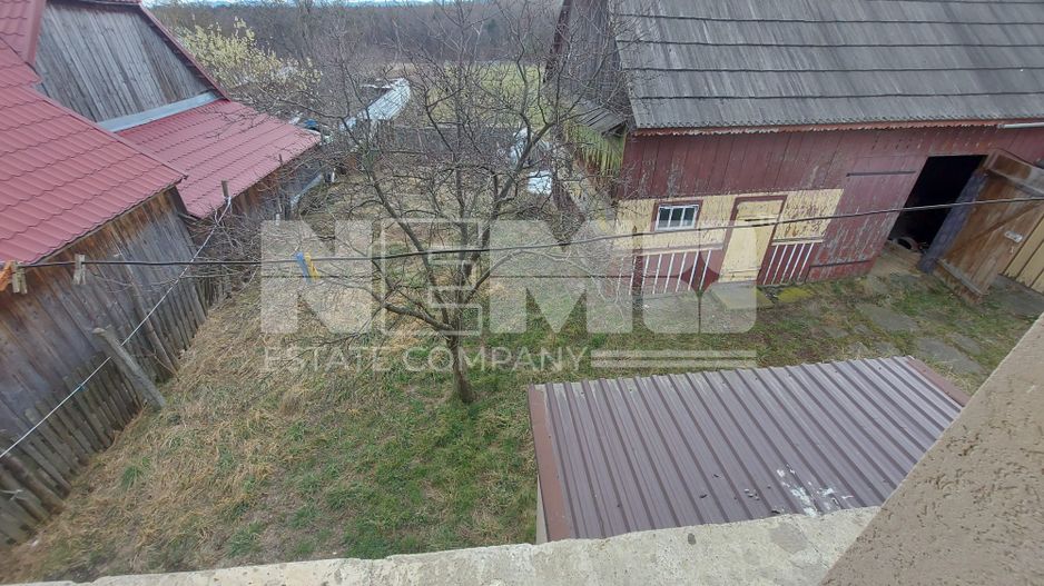 🏡 Casă de vânzare în Horodnicul de Sus! 🏡 - Poză 18