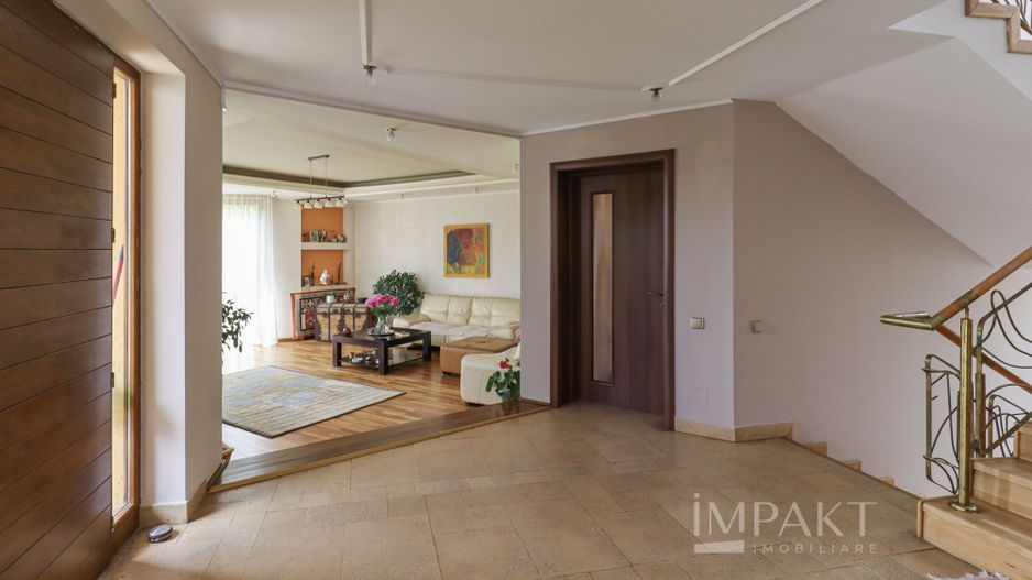 Casa individuala deosebita de vanzare, intr-o locatie de exceptie! - Poză 31