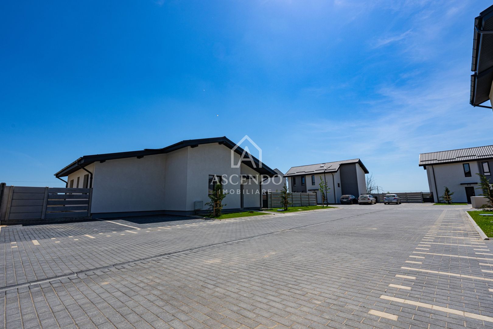 Case noi în Măgurele cu grădină proprie, parc privat și finisaje premium - Poză 15