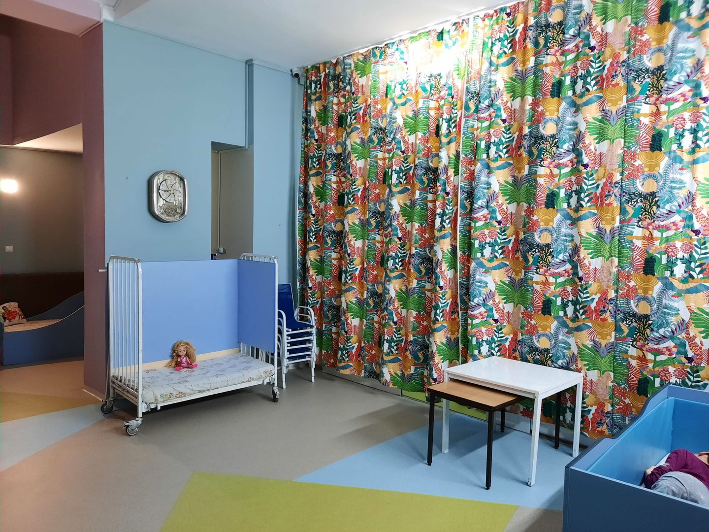 Proprietate versatilă, ideală pentru activități sociale, medicale sau - Poză 17