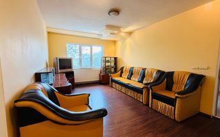 De vanzare Apartament 3 camere Tiglina 3, Galati, 75mp, et.4/4 - Poză 4