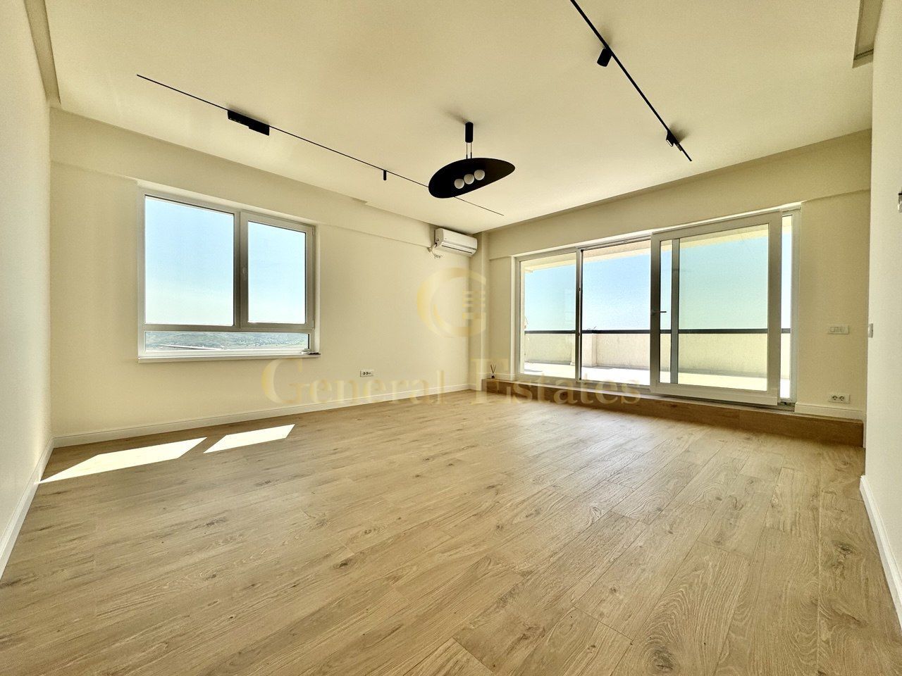 Vânzare Penthouse cu Terasă  83 m.p. -  Atrium Garden - Poză 6