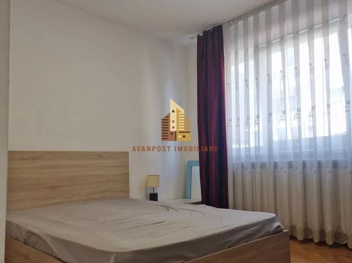 | Apartament cu 3 camere de vanzare | Cartierul Grigorescu | Etaj 1| - Poză 3