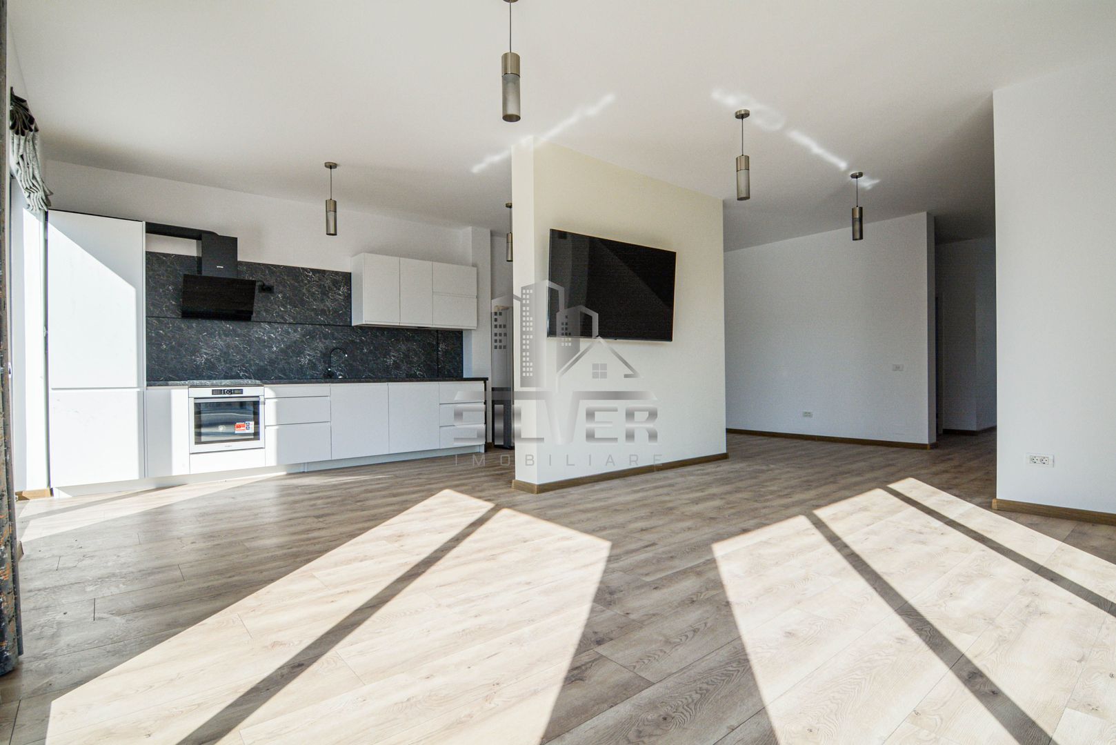 Casa individuala ultrafinisata in zona strazii Valea Chintaului - Poză 1