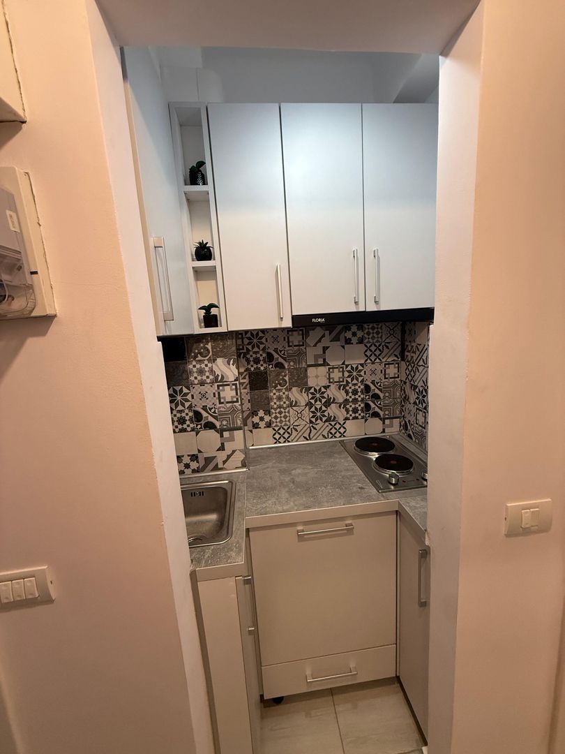 Garsonieră complet renovată in zona Dorobanți pe Strada Londra - Poză 4