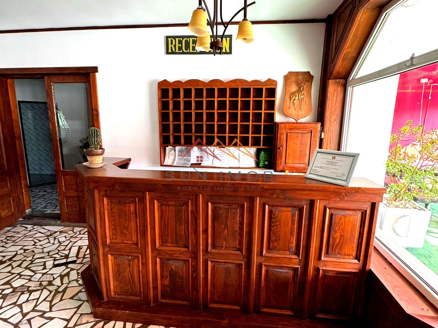 Oportunitate unică Valea Prahovei, hotel+vilă+business, teren 8137 mp - Poză 2