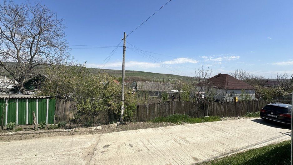 Teren pentru construcție în centrul satului Văsieni – 5,3 ari, locație excelentă - Poză 4