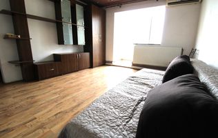 Apartament in Complexul Studentesc, Sala Olimpia