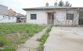 RAHOVA-Str. Muntii Carpati, cu pozitie de colt, casa si teren 580 mp. - Poză 3