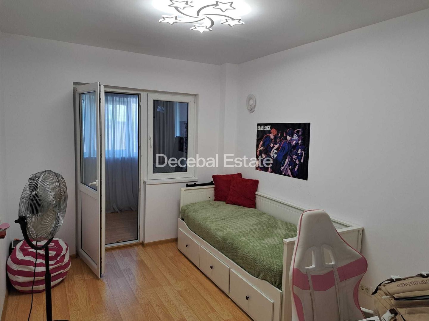 Apartament de 4 camere 82 mp etaj 4/10 2 balcoane - Poză 1